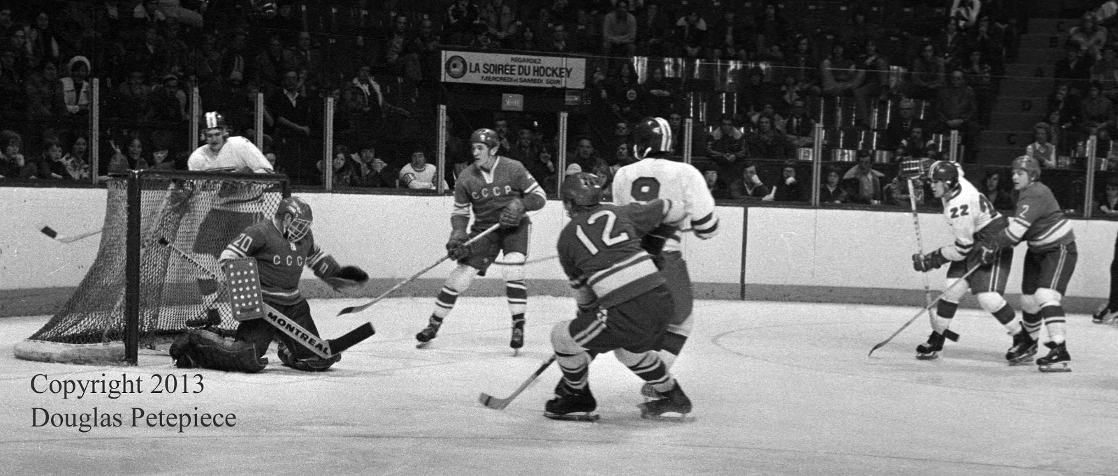 Montreal Juniors vs Soviet Selects, Dec. 1974 4.jpg